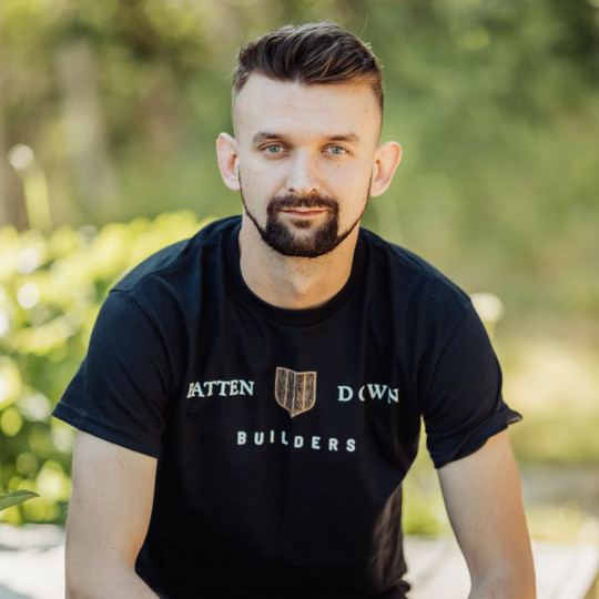 Andrii  |  drywall taper + carpenter